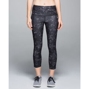 Lululemon Runday Crop *Full-On Luxtreme
Arsenal Ambient Grey Black Size 6